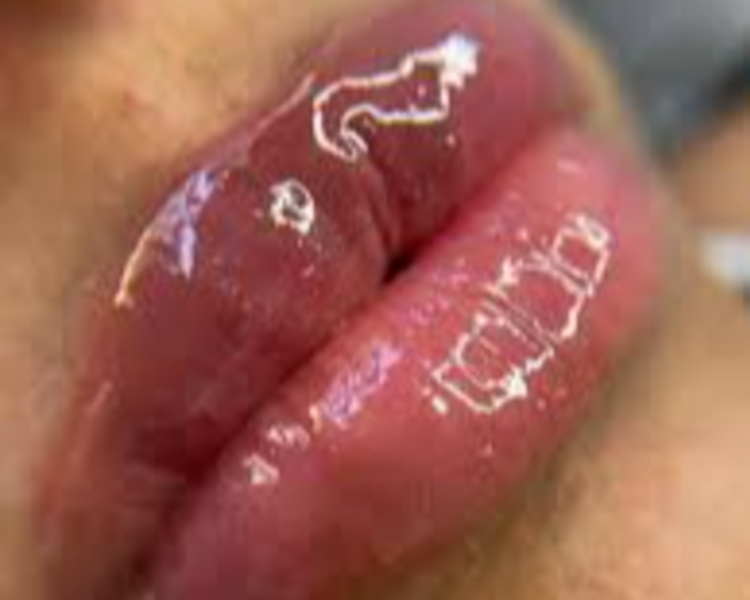 BBLIPS: HIDRATACION Y PIGMENTACIÓN