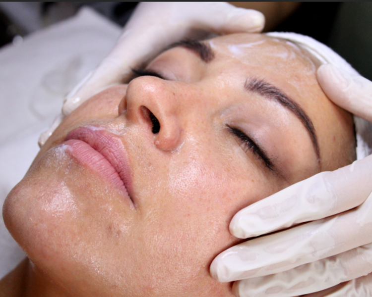 LIMPIEZA FACIAL BASICA