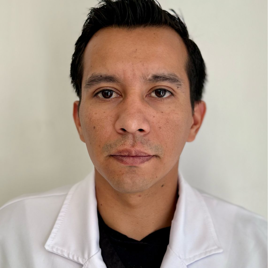DR. ADRIAN GUERRERO (BOTOX, ACIDO HIALURONICO,SUEROTERAPIA, RICO PLAQUETAS