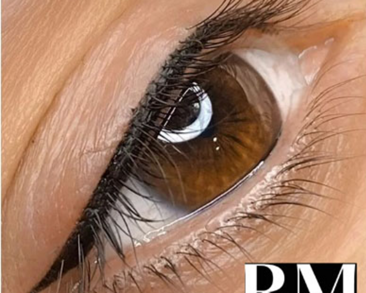 Delineado de Ojos Permanente Superior o Inferior