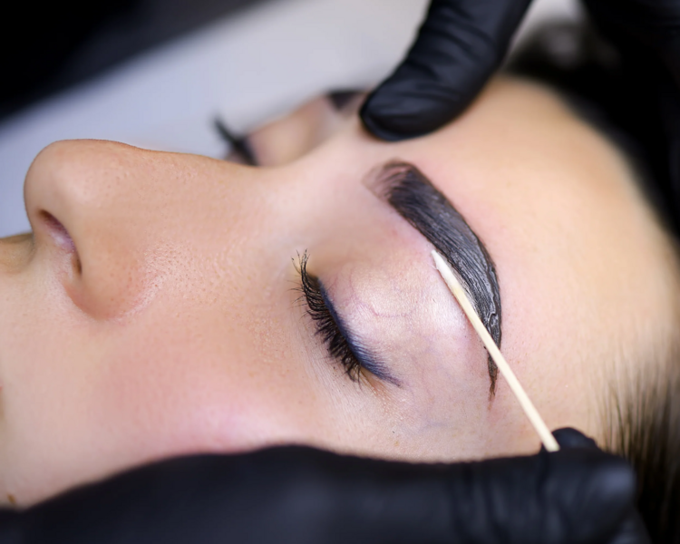 Henna + Depilación (Cera)