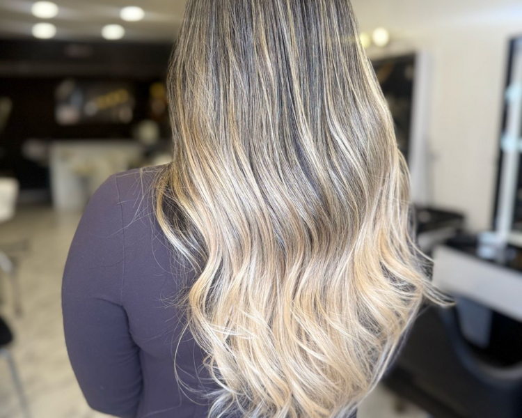 BALAYAGE CABELLO EXTRA LARGO 