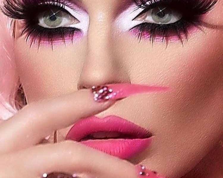 MAQUILLAJE TRANSFORMISTA O CARACTERIZACION