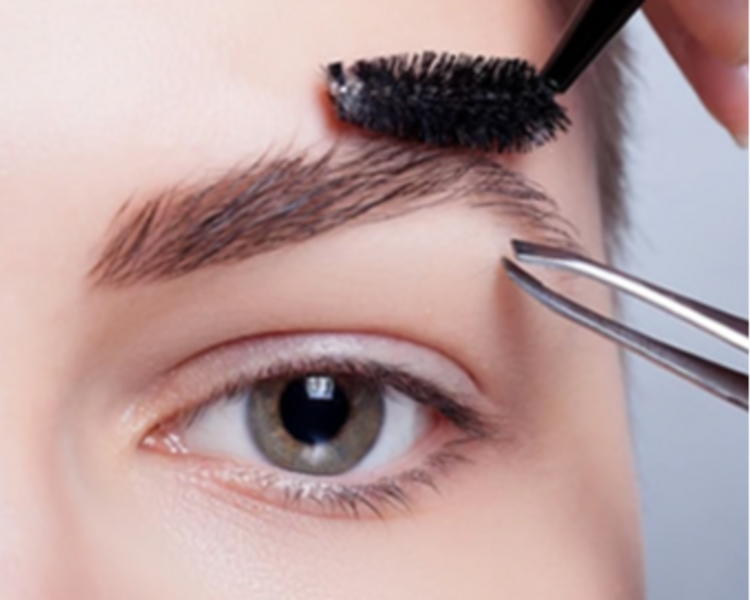 Perfilado de Cejas