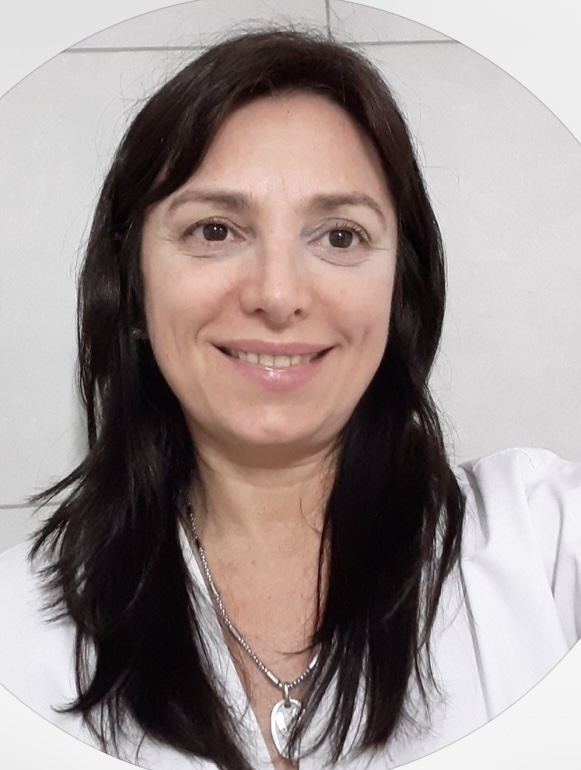Dra Verónica Salinas dermatología en adolescentes 