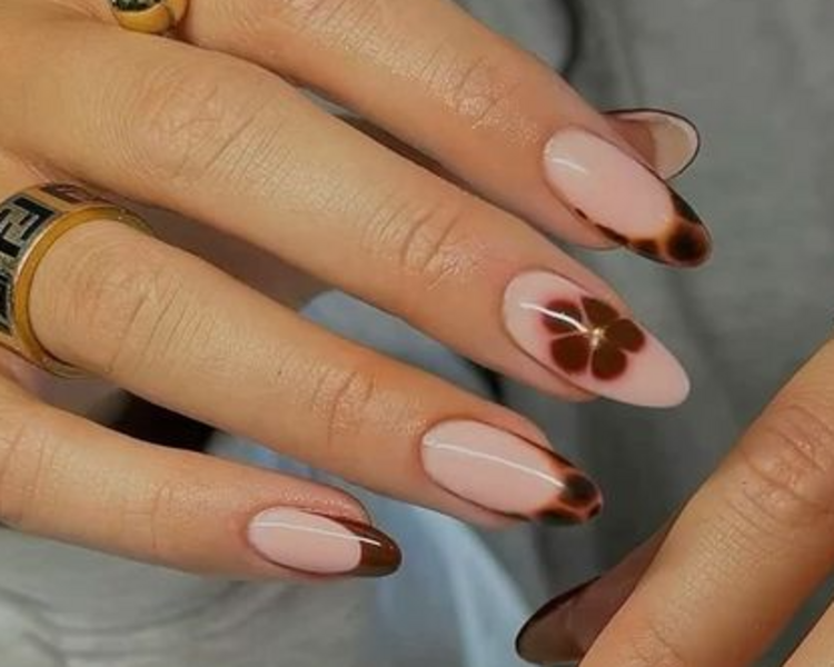 Esculpidas de Soft Gel con Esmaltado Semipermanente