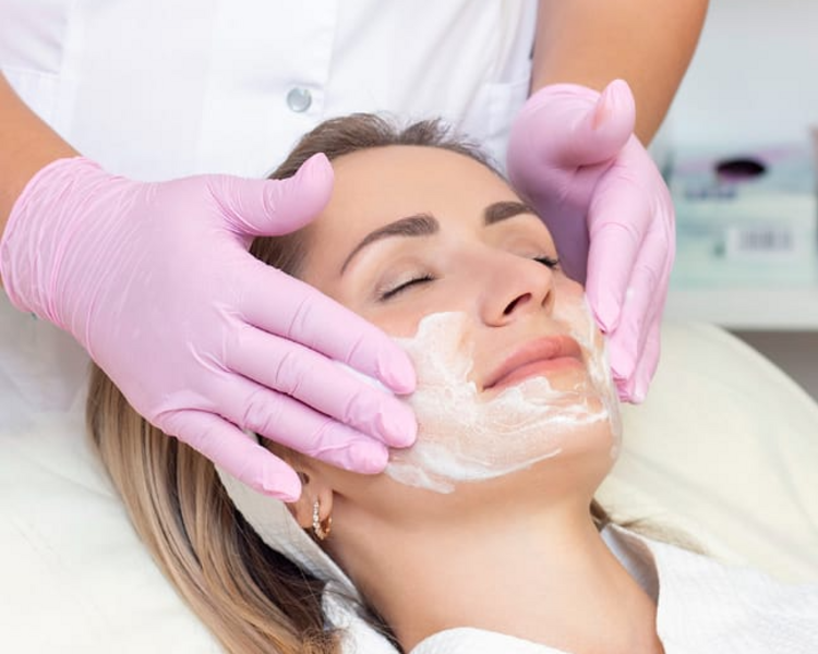 Limpieza facial profunda 