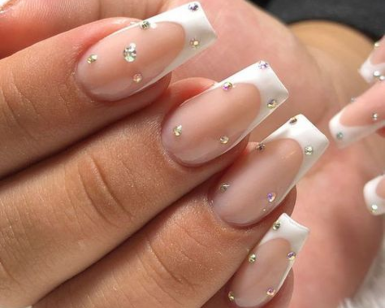 Nail Art Francesita con Diseño