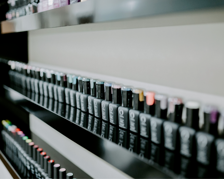 UÑAS MEDIANAS DEL # 3 # 4 (ACRILICO , POLYGEL O SOFT GEL )