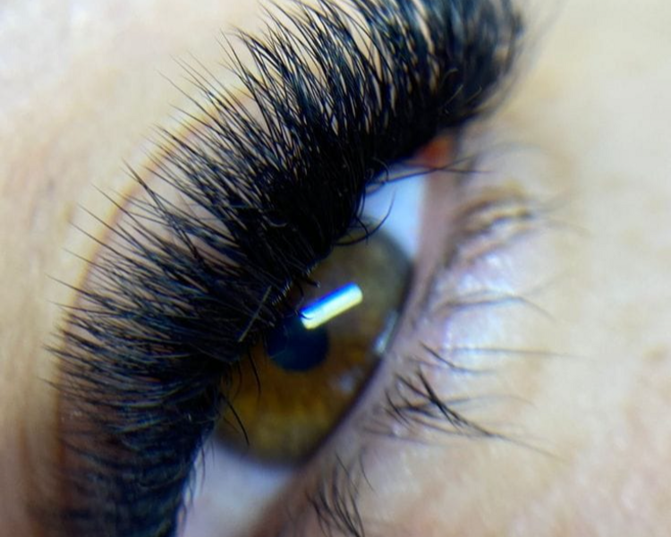 PESTAÑAS VOLUMEN RUSO