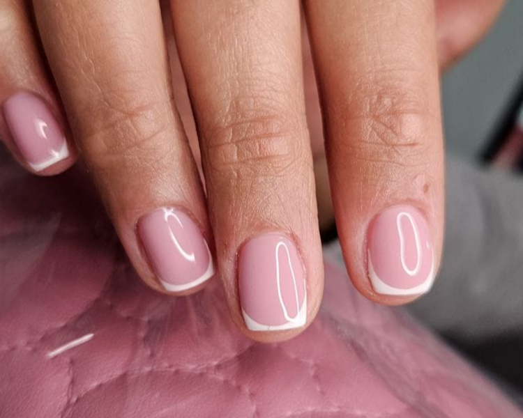 MANICURA EXPRESS/ FRANCESA