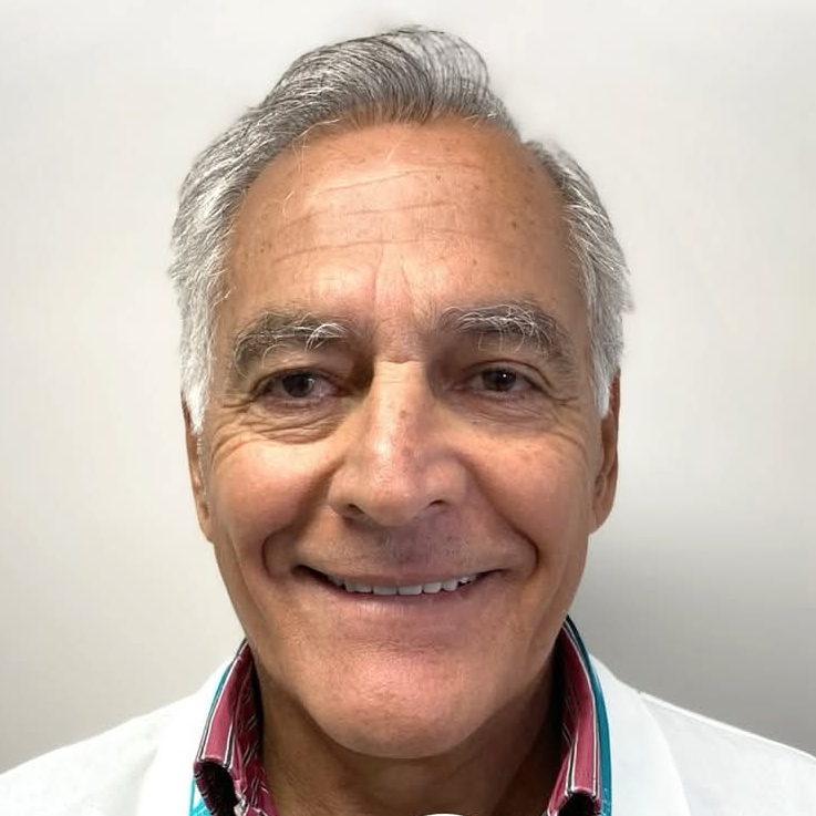 Juan Sanz (Cirujano Vascular)