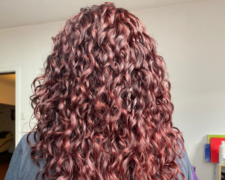 RESUCITA  ESOS RIZOS CON EL RITUAL FRAMESI