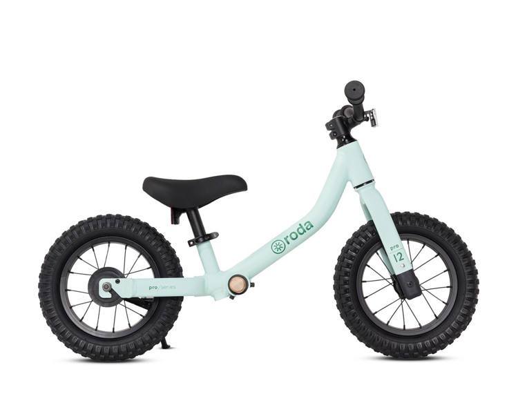 Armado Pro series 12