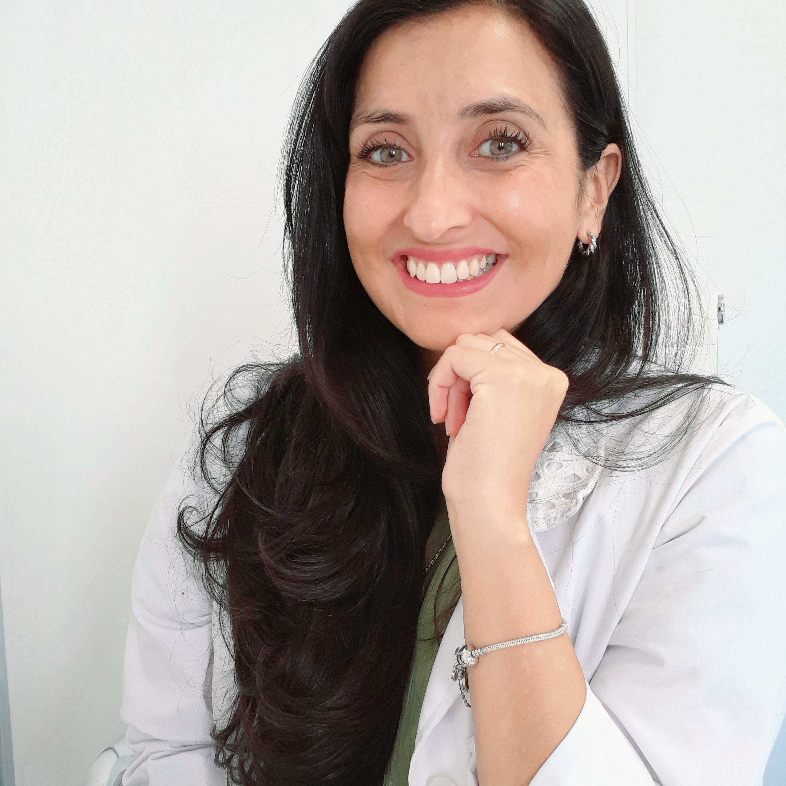 DRA. CAROLINA RICO
