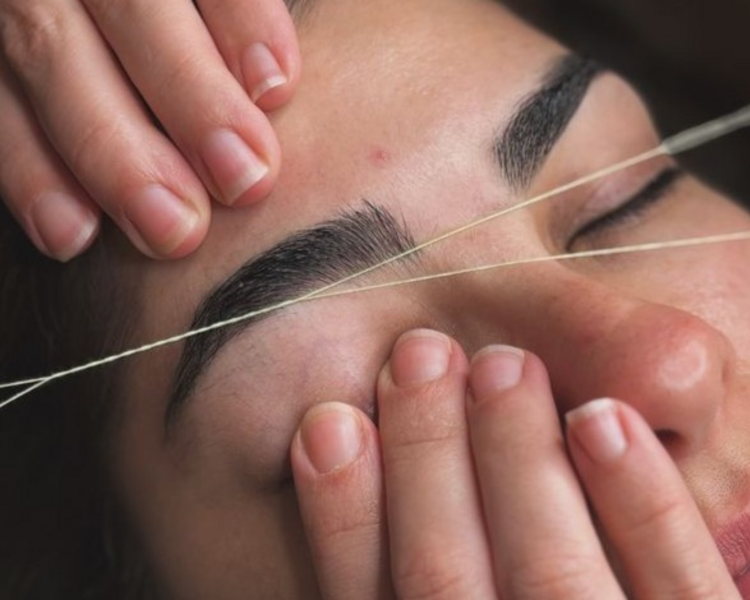 Epilación de Cejas con Hilo (sin diseño)