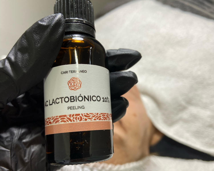 Limpieza facial con peeling de verano