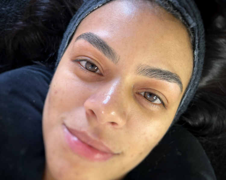 Perfilado de Cejas C/Hilo o Pinza 