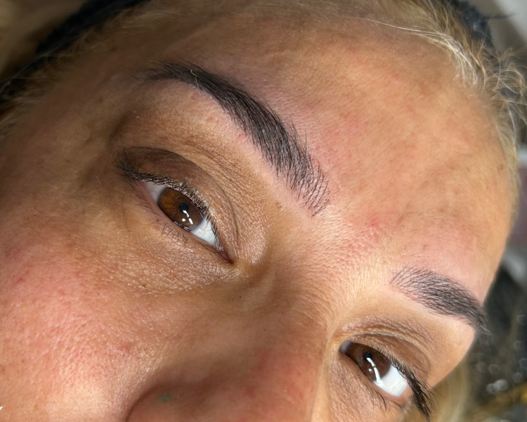 Microblading 