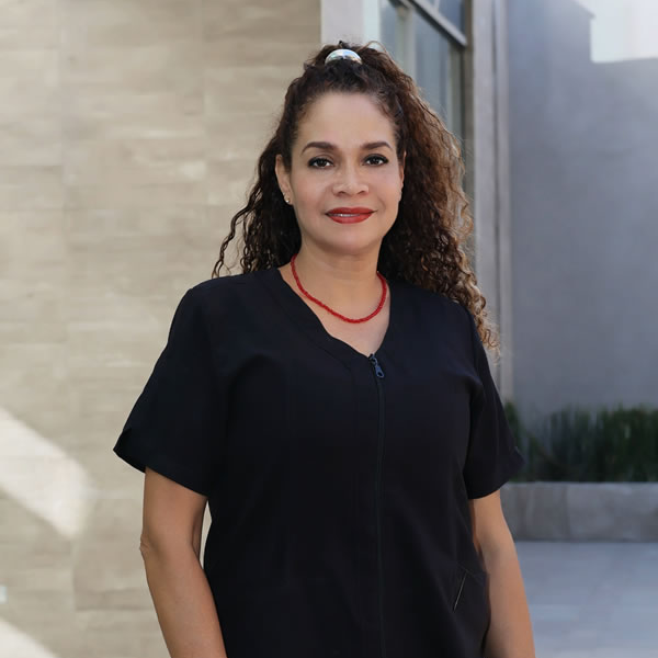 Yenny Vega