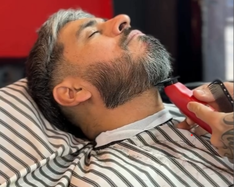 Corte de Cabello + Arreglo de Barba