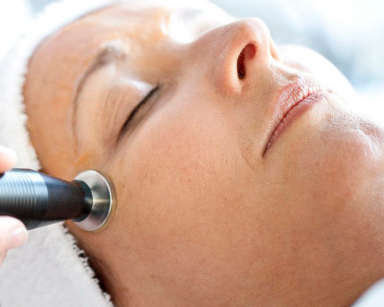 *Ultrasonido para contorno  de ojos 20 Min.