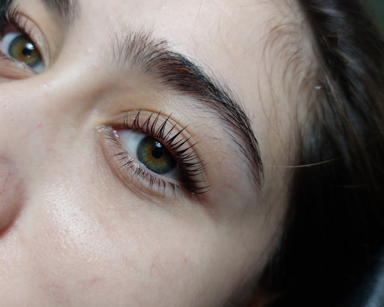 Lifting de pestañas con botox nutritivo