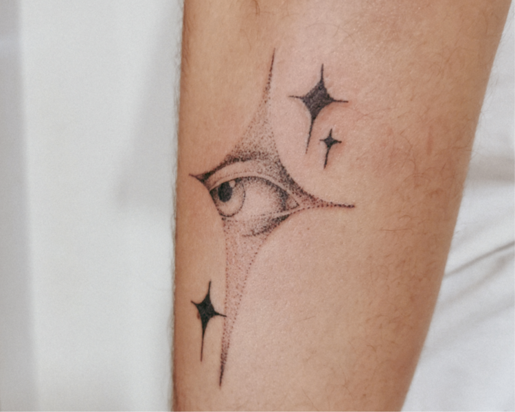 Realismo en puntillismo 6cm-10cm 🤍🖤