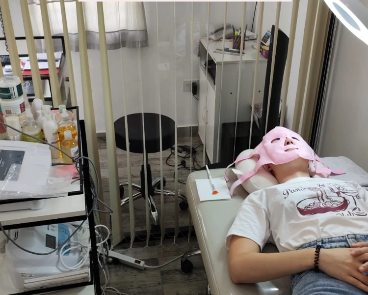 Limpieza facial profunda - 1)