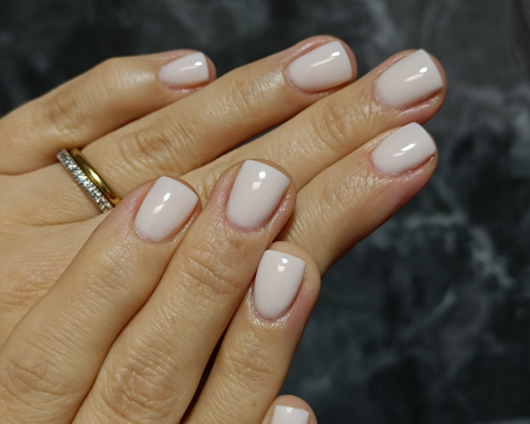 Nivelación con rubber 💅🏻