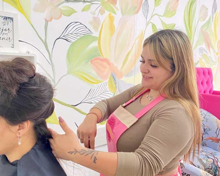 💨 Brushing – Volumen y movimiento con estilo