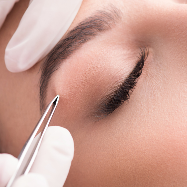 Perfilado + Laminado de cejas + Hidratación