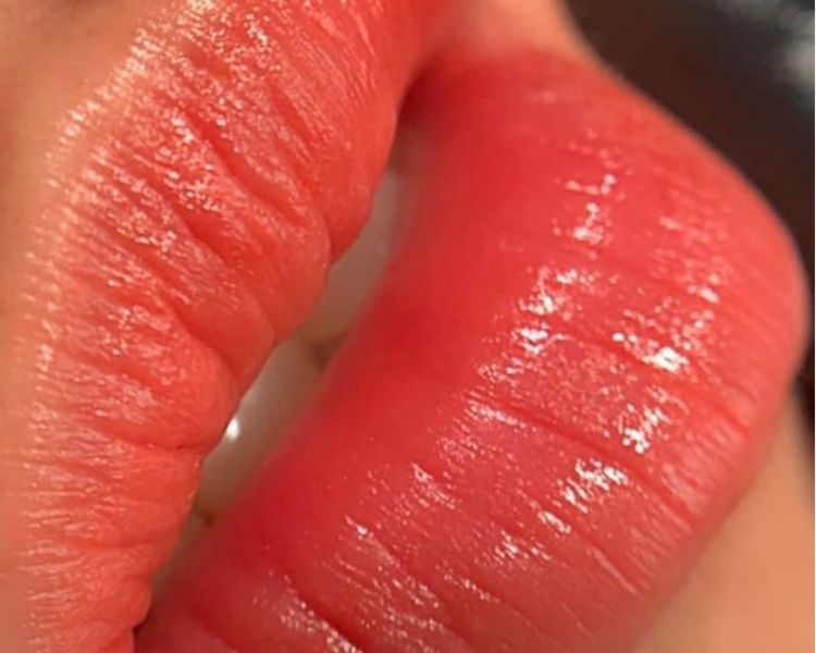 Micropigmentación de labios "Rubor Lips"
