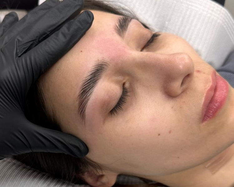 lifting pestañas + laminado de cejas 