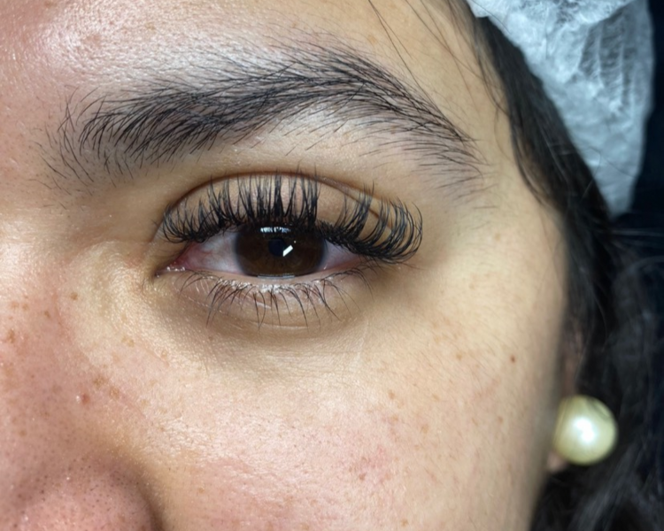 Extensiones de pestañas rimel