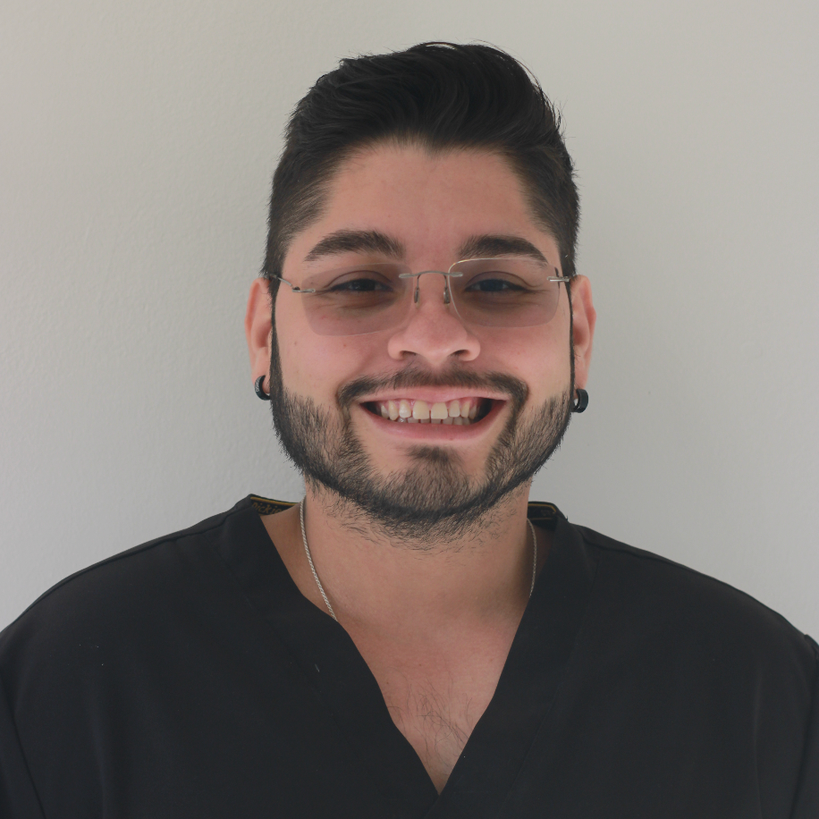 Dr. Ariel Troncoso
