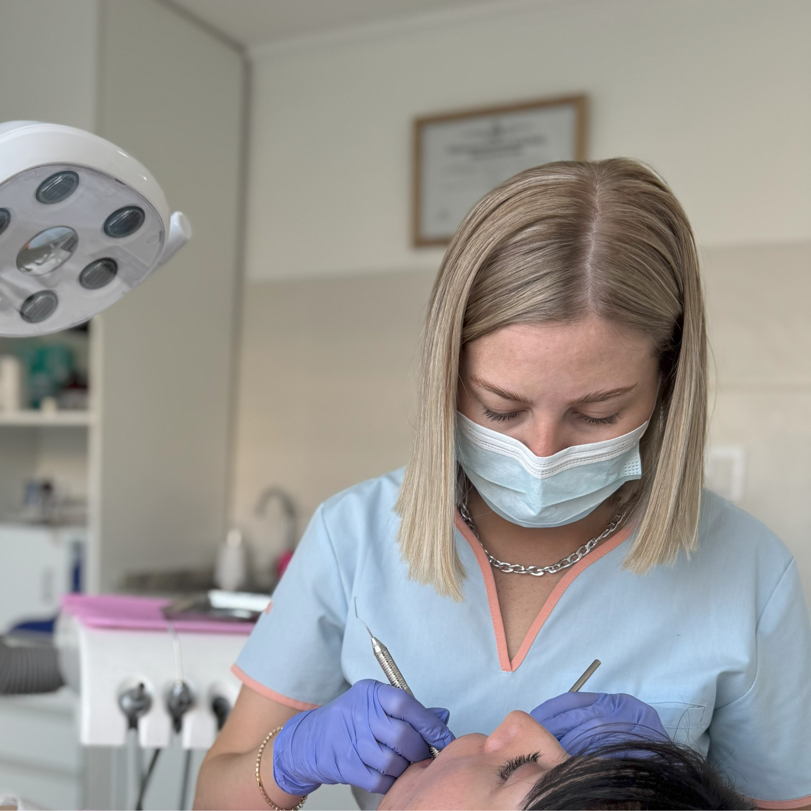 Odontóloga Camila Dlouhy