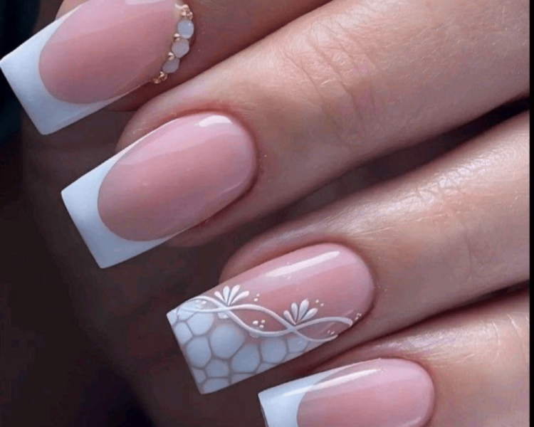 FORRADO EN ACRILICO UÑA NATURAL 