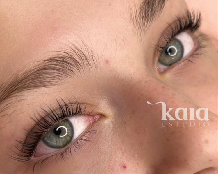 Lash Lifting