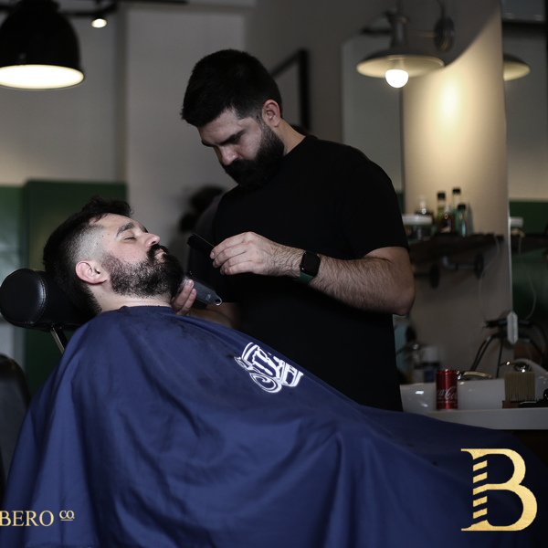 Corte de cabello y arreglo de barba