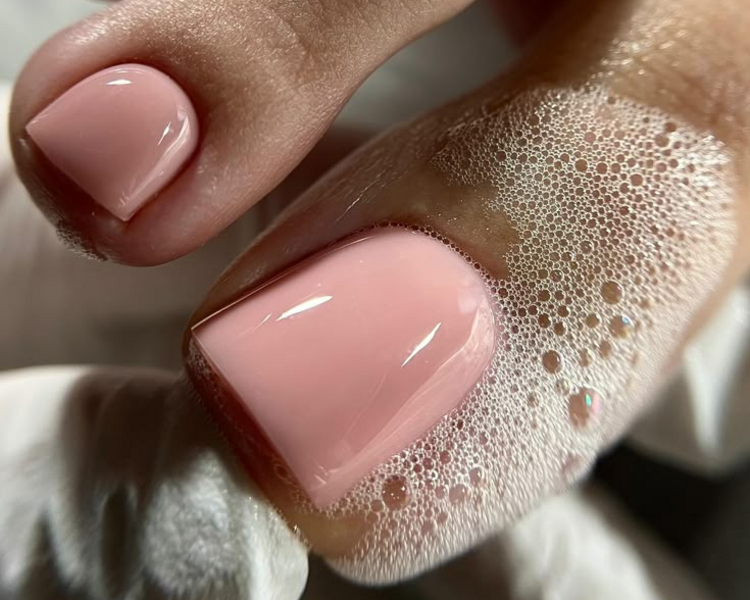 Pedicure de Limpieza Profunda + Acripie Hallux