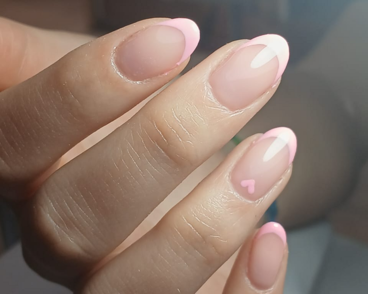 Manicure Esmaltado Permanente + Francesa o Degradé 