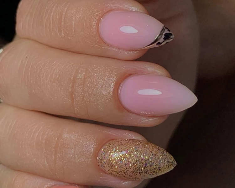 Capping con diseño en 2 dedos c/mano 