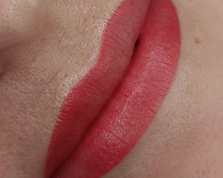 Micropigmentación de labios "Full Lips"