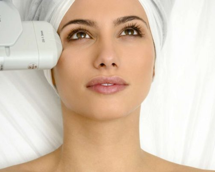 ULTRA HIFU 12D Frente + Contorno de ojos, 55% OFF