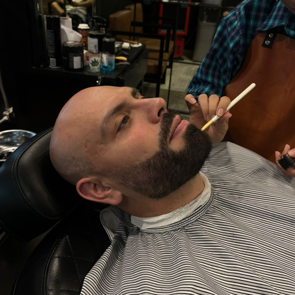 Barba: Pigmentación temporal y arreglo de Barba