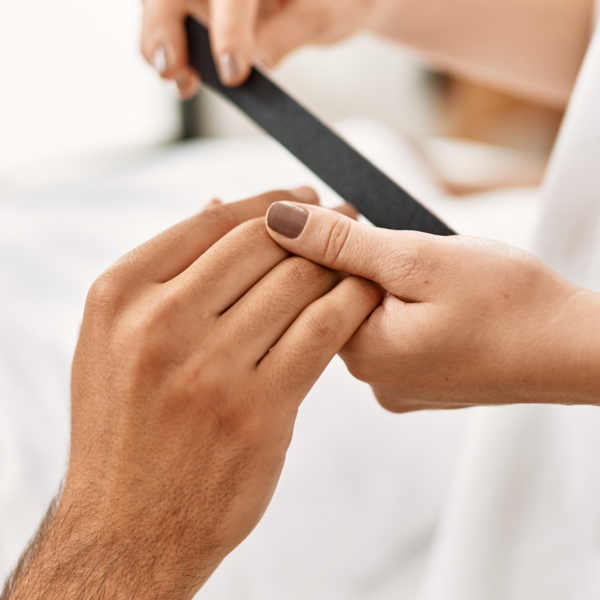 MANICURE PERMANENTE TONOS LISOS