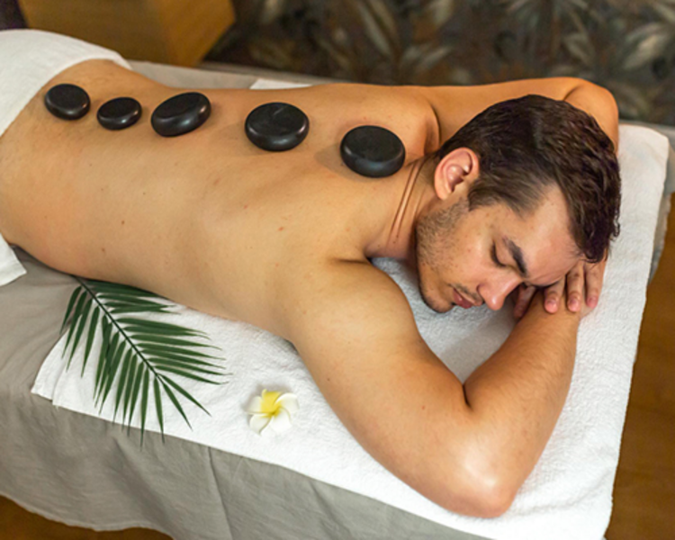 Masaje relajante + piedras volcanicas  