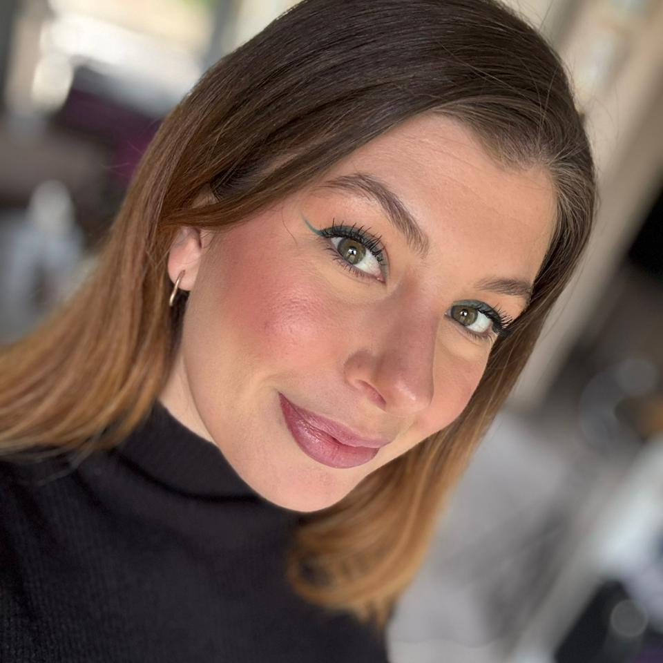 Cosmetologa Julia Sanchez