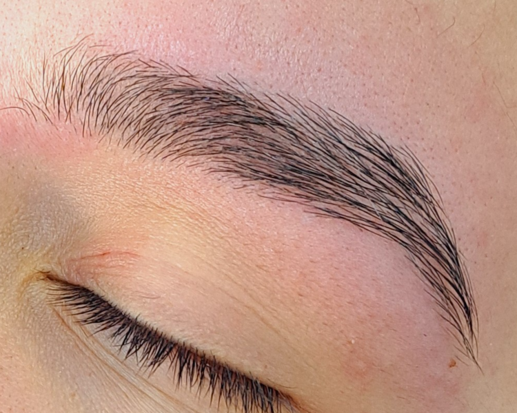 Diseño + Perfilado de Cejas con hilo (27%OFF ABONANDO EN EFECTIVO)